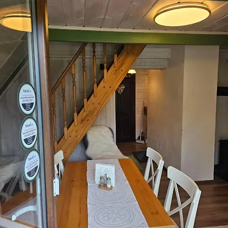 Utulna Pri Richnavskych Jazerach بيت للعطل شتيافنيسكيه بانيه